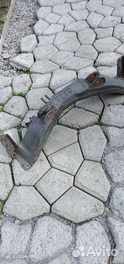 Подрамник задний Митсубиси аутлендер 1