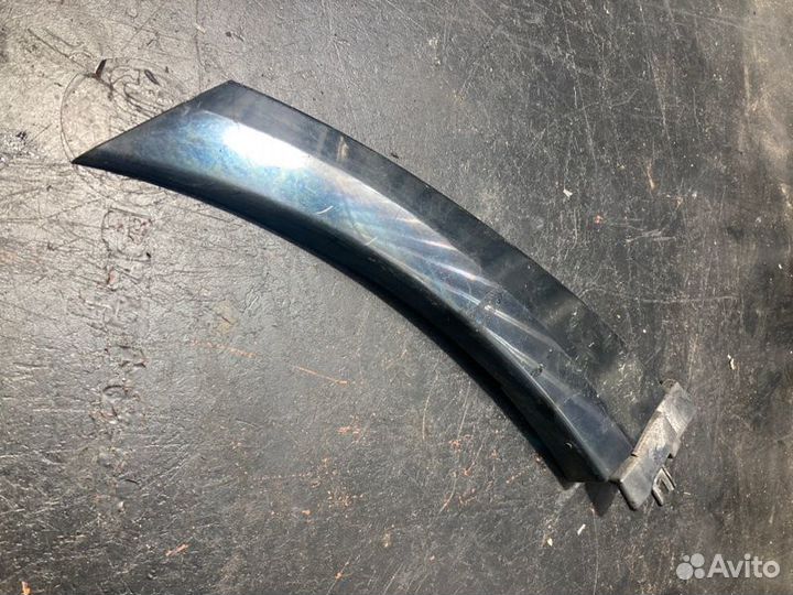 Накладка крыла задняя правая Subaru Legacy BP5