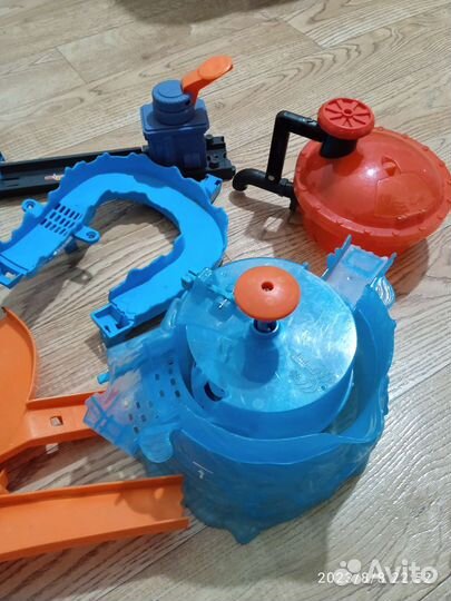 Трек хотвилс (части)