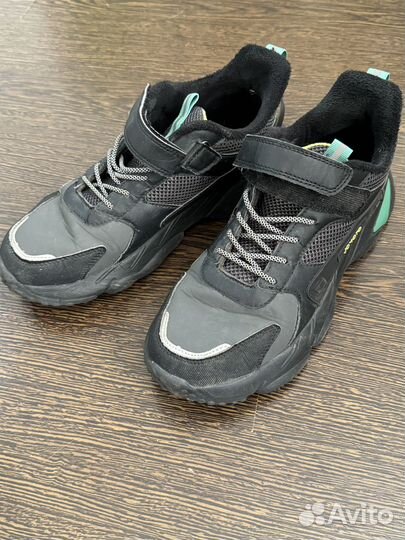 Кроссовки 39 размер