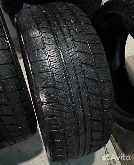 Bridgestone Blizzak VRX 225/55 R17 95T