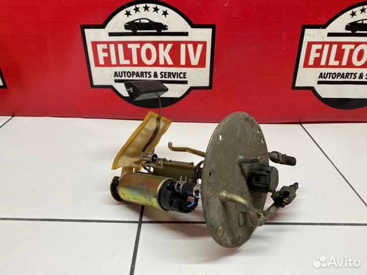 Насос топливный Toyota Caldina ST210G 3SFE 2001