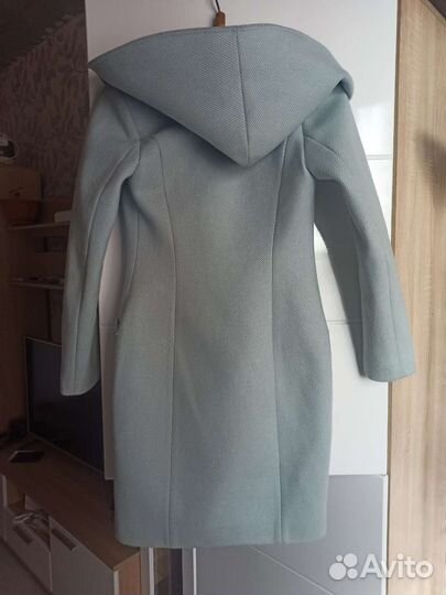 Пальто осеннее 42 44
