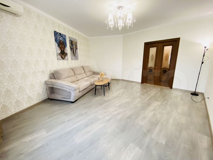 2-к. квартира, 74 м², 9/14 эт.