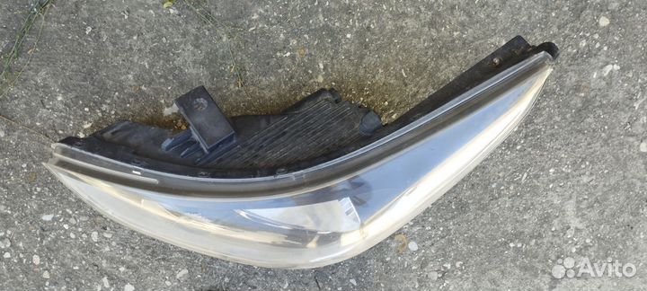 Фара Солярис 2017 год