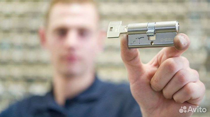 Заменить замок