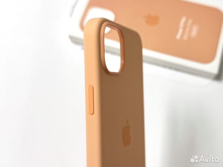 Чехол на iPhone 15 Plus Silicone Case