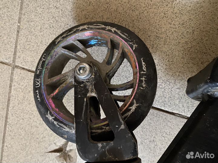 Трюковой самокат от tech team