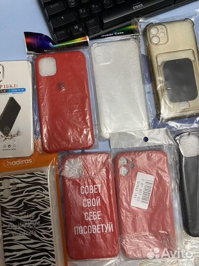 Чехлы на iPhone 11