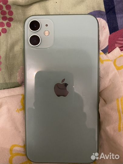 iPhone 11, 64 ГБ