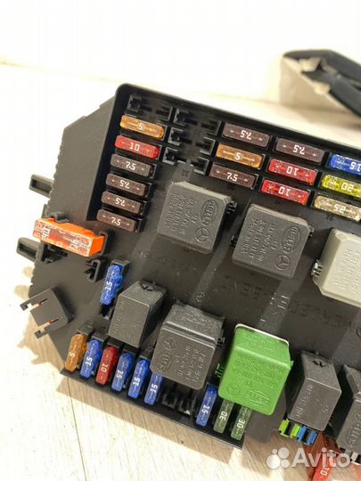 Блок предохранителей передний Mercedes Benz S500