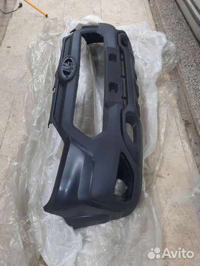 Бампер передний Niva Travel