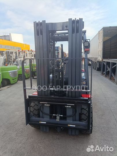 Погрузчик 3т газовый JAC cpqd30