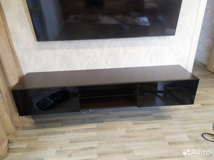 Тумба под телевизор