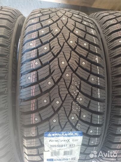 Triangle IcelynX TI501 205/50 R17 93T