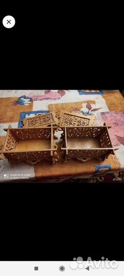 Деревянная шкатулка