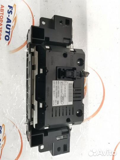 Дисплей бортового компьютера Ford Focus 3 хетчбэк