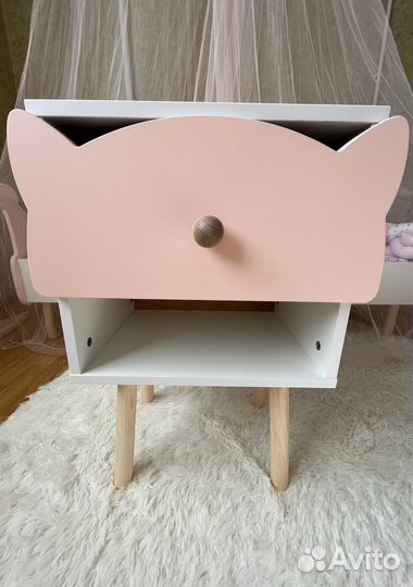 Тумба для девочки новая