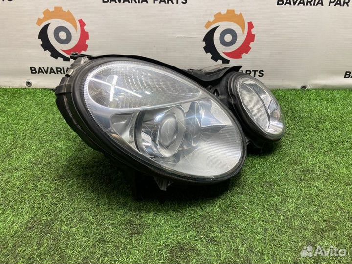 Фара передняя правая Mercedes E W211 3.5 2005