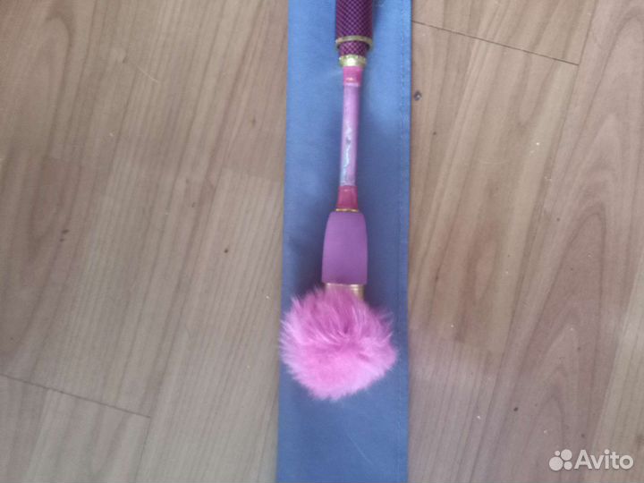 Гламурный спиннинг Aiko