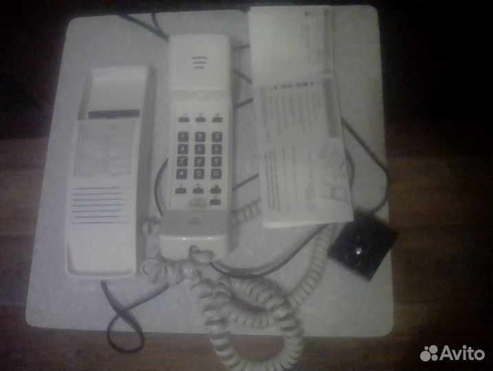 Телефон кнопочный стационарный