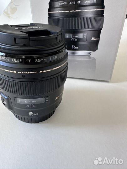 Объектив canon 85mm 1 8