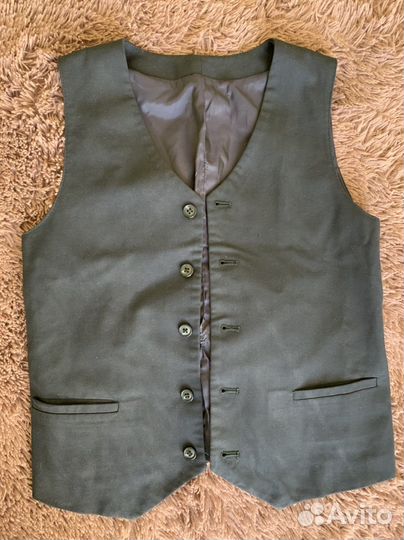 Школьная форма на рост 146 (рубашки в подарок)