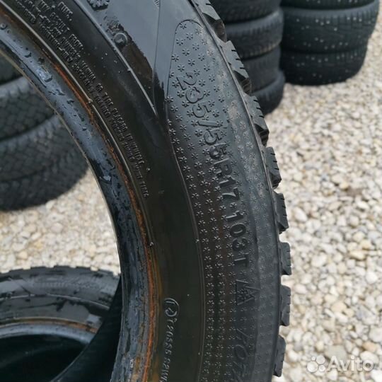 Kumho I'Zen RV Stud KC16 235/55 R17