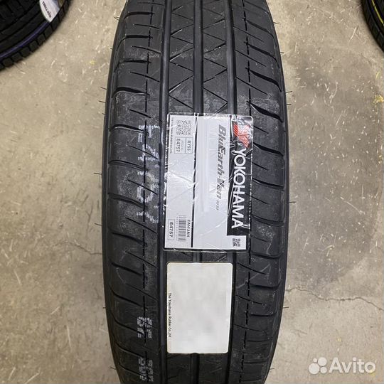 Yokohama BluEarth-Van RY55 225/70 R15C 112S