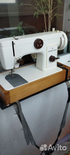 Швейная машина Чайка 132м