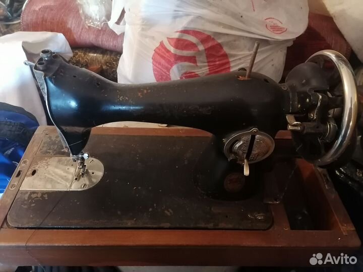 Швейная машинка