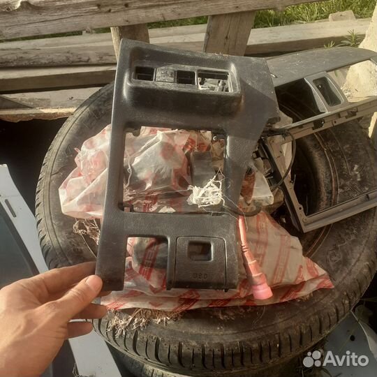 Запчасти на toyota corolla 150