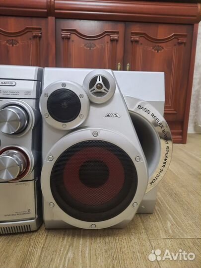 Музыкальный центр