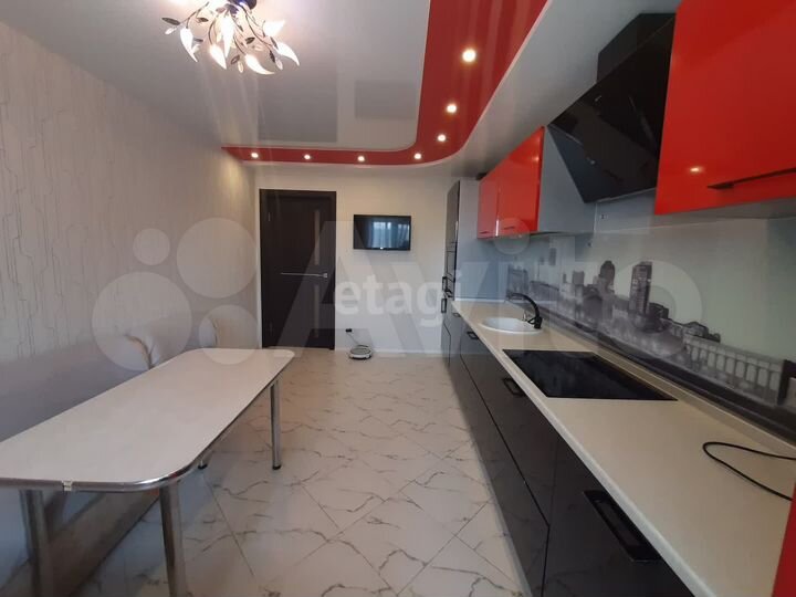 3-к. квартира, 77 м², 4/17 эт.