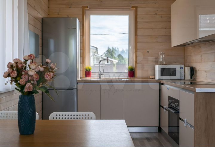 Дом 140 м² на участке 5 сот.