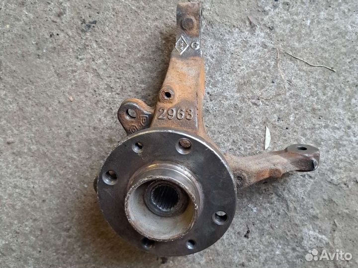 Поворотный кулак renault logan 1