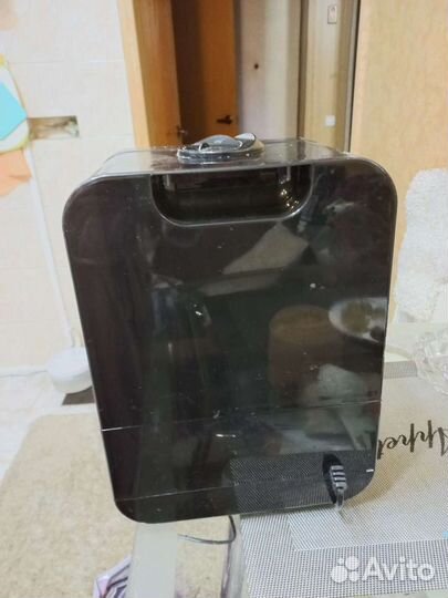 Увлажнитель воздуха Vitek VT-2331 BK