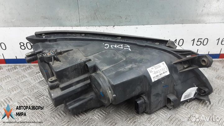 Фара левая Volkswagen Tiguan 2008 5N2941031K