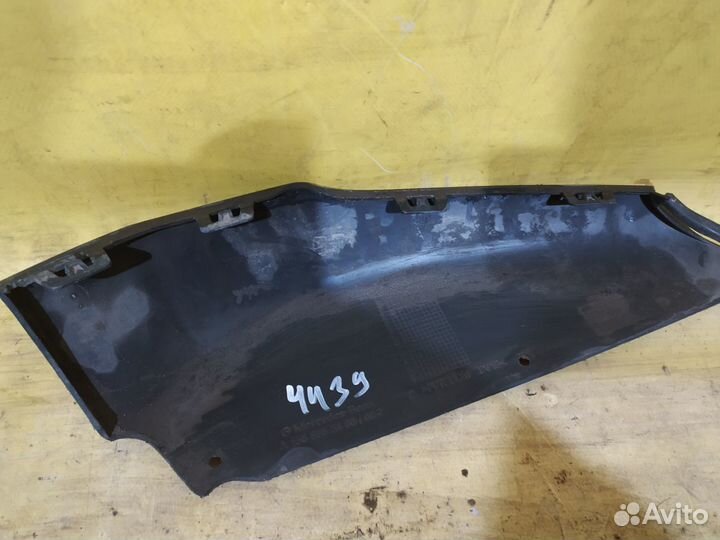 Спойлер переднего бампера левый Mercedes GLA x156