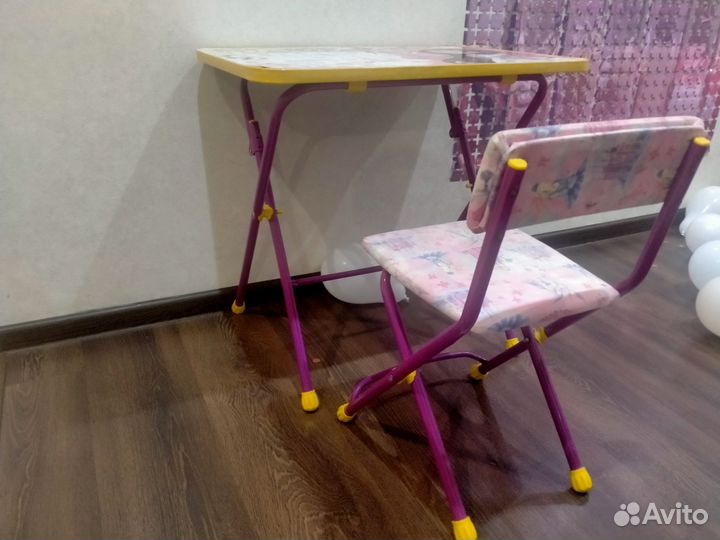 Детский столик и стульчик бу