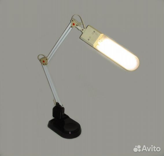 Настольная лампа Globo