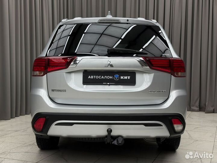 Mitsubishi Outlander 2.0 CVT, 2018, 147 905 км