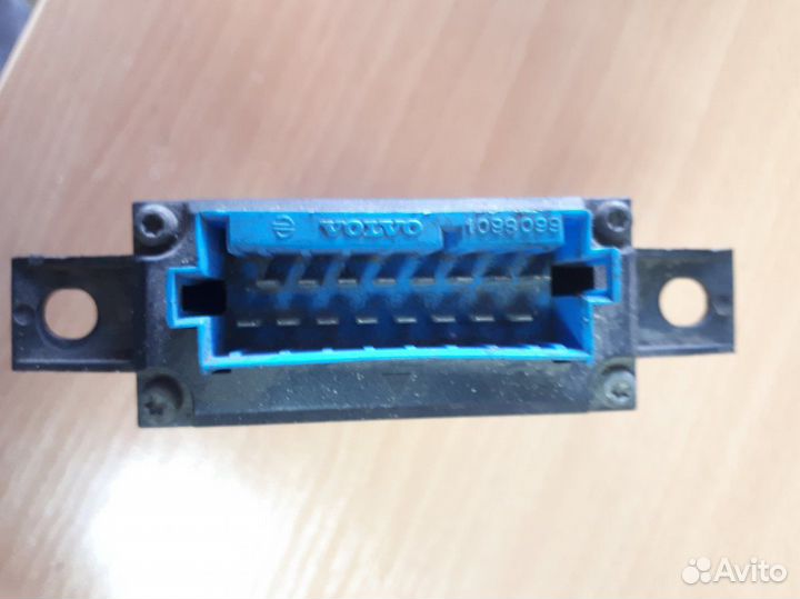 Блоки управления, другие volvo FH12 1-seeria (01.9