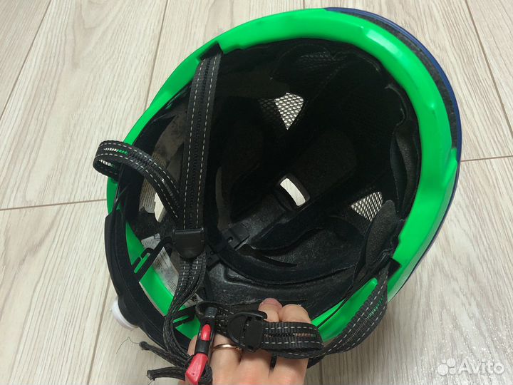 Профессиональный велосипедный шлем