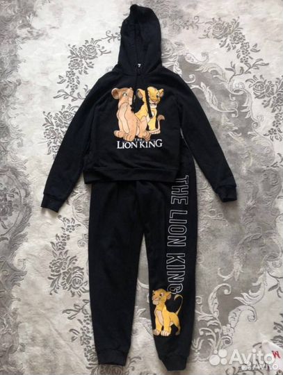 Спортивный костюм