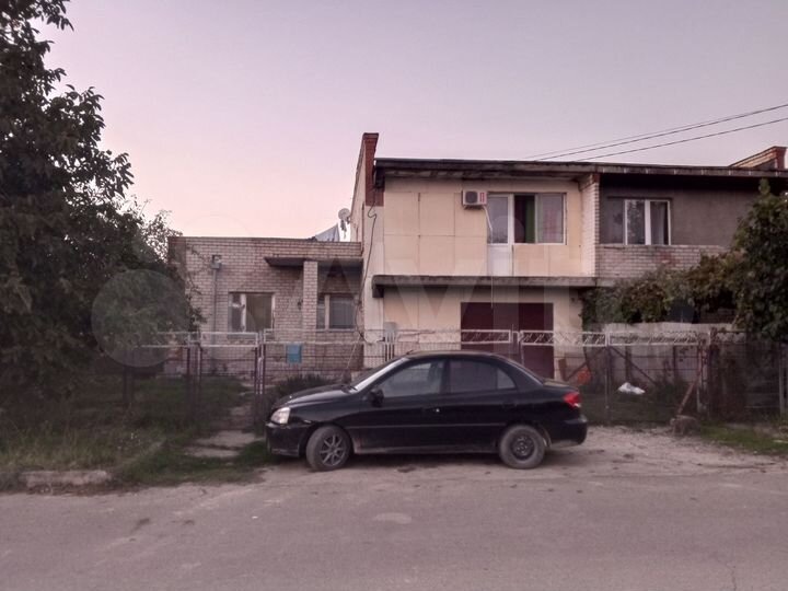 Коттедж 213 м² на участке 7 сот.