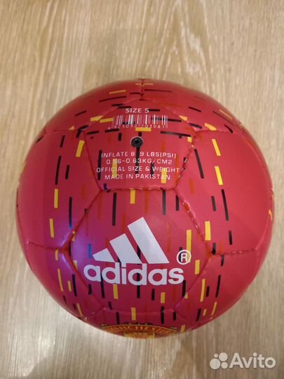 Футбольный мяч adidas клубный