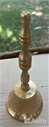 Колокольчик для торжественного события