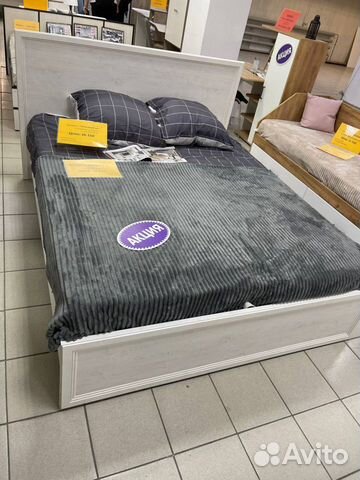 Кровать с пм 160х200