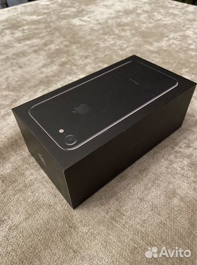 Оригнальная коробка от iPhone 7 256 GB Jet Black
